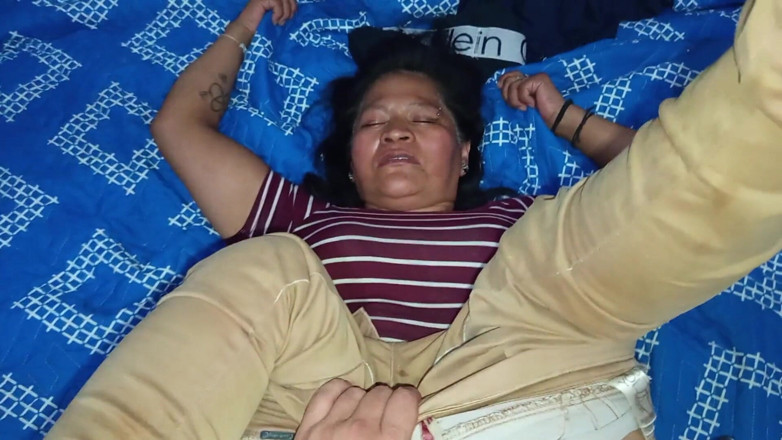 Moo DBOXXX: Îmi las mama vitregă însărcinată, îi place să facă sex cu mine