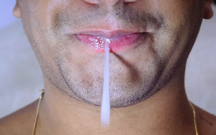 Smoker Master: 阿尔法在你身上吐口水 第一人称视角