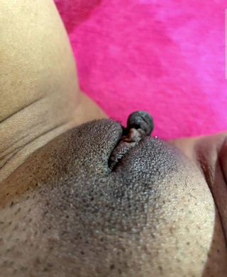 Kanchan devi: Czarna cipka rozpieszcza się w indyjskiej żonie