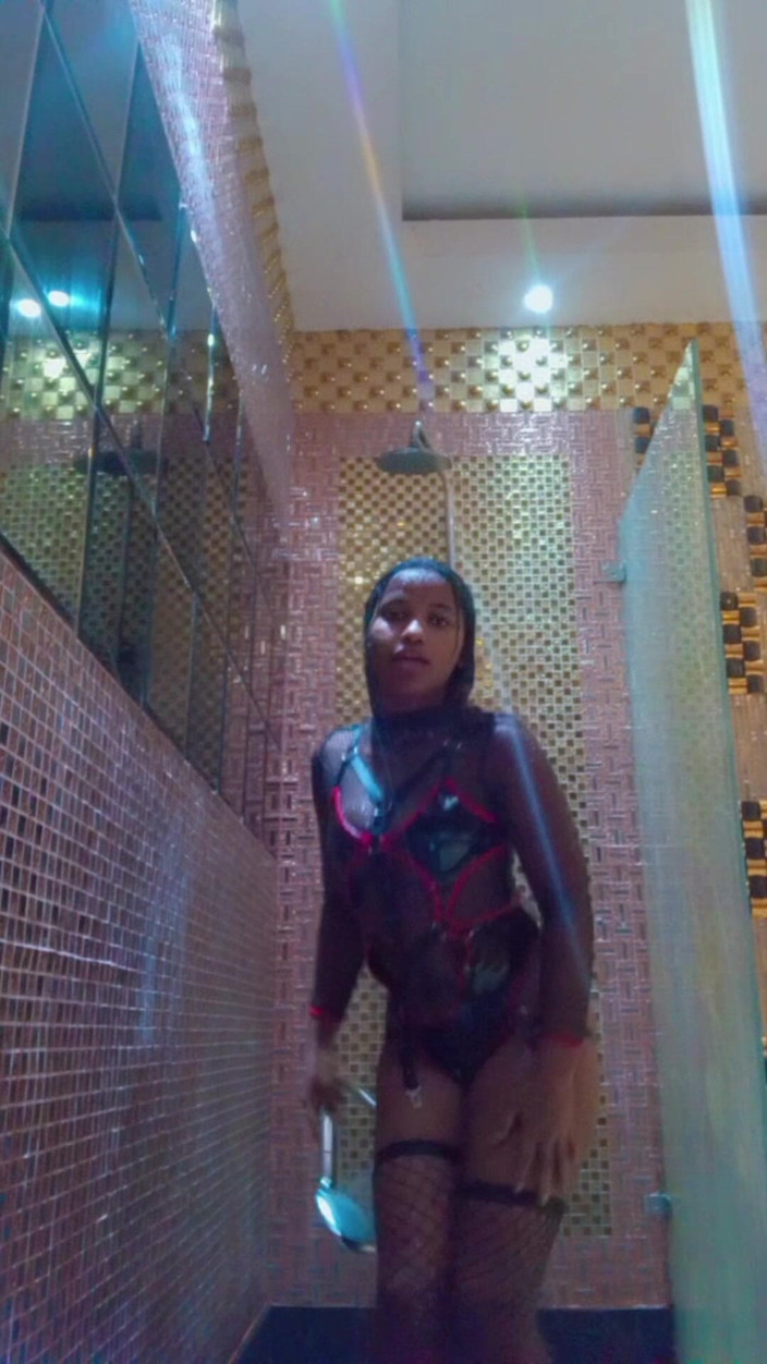 Minayi: Voglio che tu veda come lo sposto e come finisco...