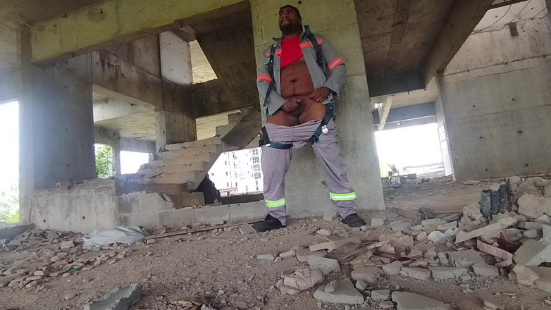 TheBlacKHunterr: 午休时间和我在工作中隐藏的混乱