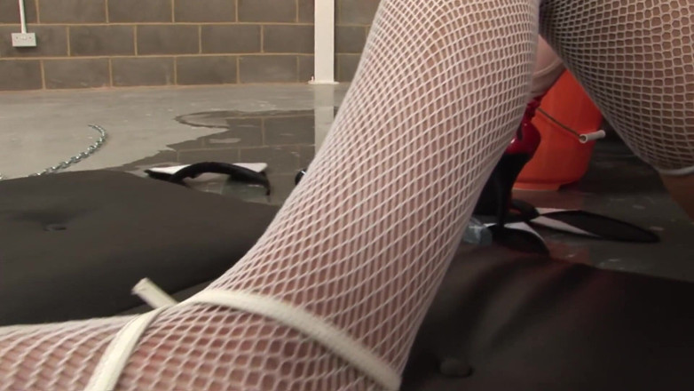 Very hot hardcore: Horny carwash girls having hot lesbian threesome