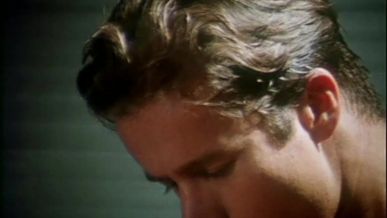 Inhonorof porn: Ursula Moore: Foda Anal Na Piscina