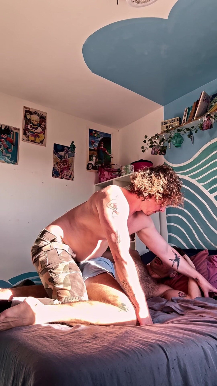 Christian Hunter: Pounding Out Brazilian Bottom's Hole with My Thick Cut Cock