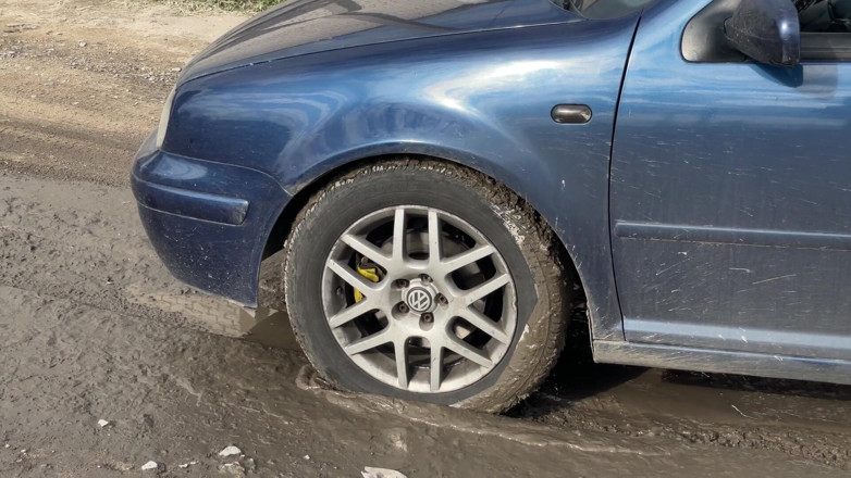 HotPrincessUA: Car Stuck in Mud: Desperate Masturbation, Sloppy Blowjob &amp; Public Facial...