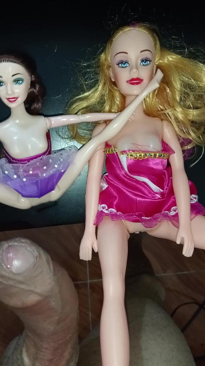 Rey rey: Lily a Riley Hot a Submisivní lesbičky šukají můj penis, tvrdé...