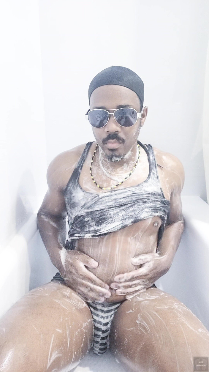 Soft Soleman: Ik was mijn lichaam in bad 5