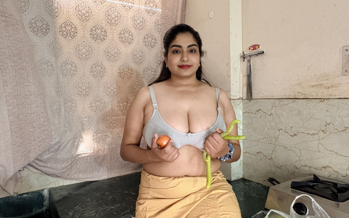 FantacyCouple: Appena scopata con grandi tette bhabhi priya lascia scopare il...