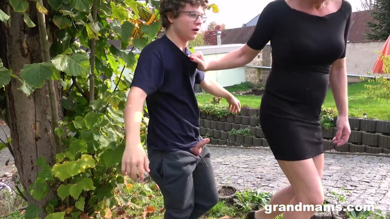 Grandmams: His Dream Comes True at Grandmams