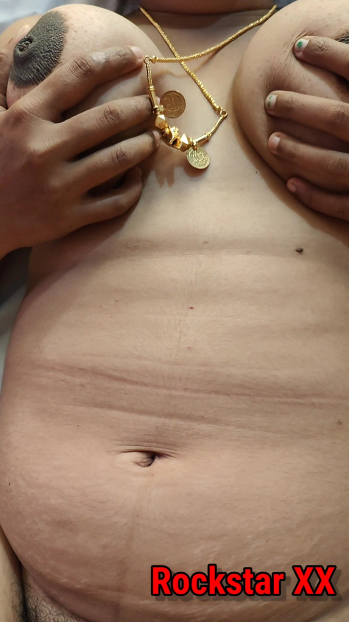 Rack star XX: Sexy meisje grote borsten vriendin neukt