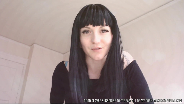 Miss Ivy Ophelia: Paypig bú cu joi 1