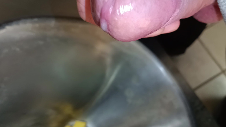 Rockardglans: मूत्रालयों में दो भार बाहर में बड़े लंड को हिलाना और वीर्य निकालना बंद कर देता है