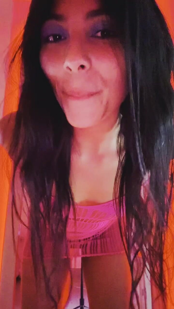 Vika_Sexting: Sob a chuva