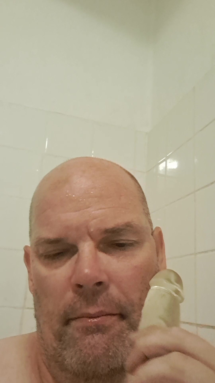 Fickspecht: Fun in the Bathtub