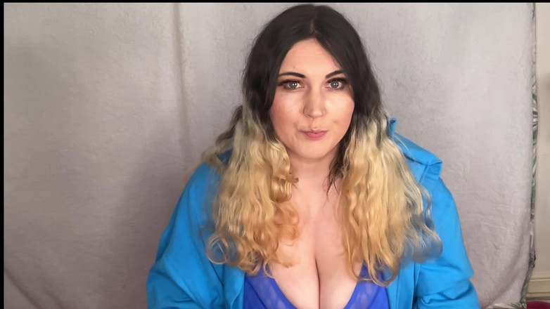 MissFFW: Smerige hoer heeft frisdrank en neukt