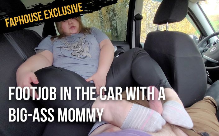 Peach cloud: Footjob in the car with a big-ass stepmom