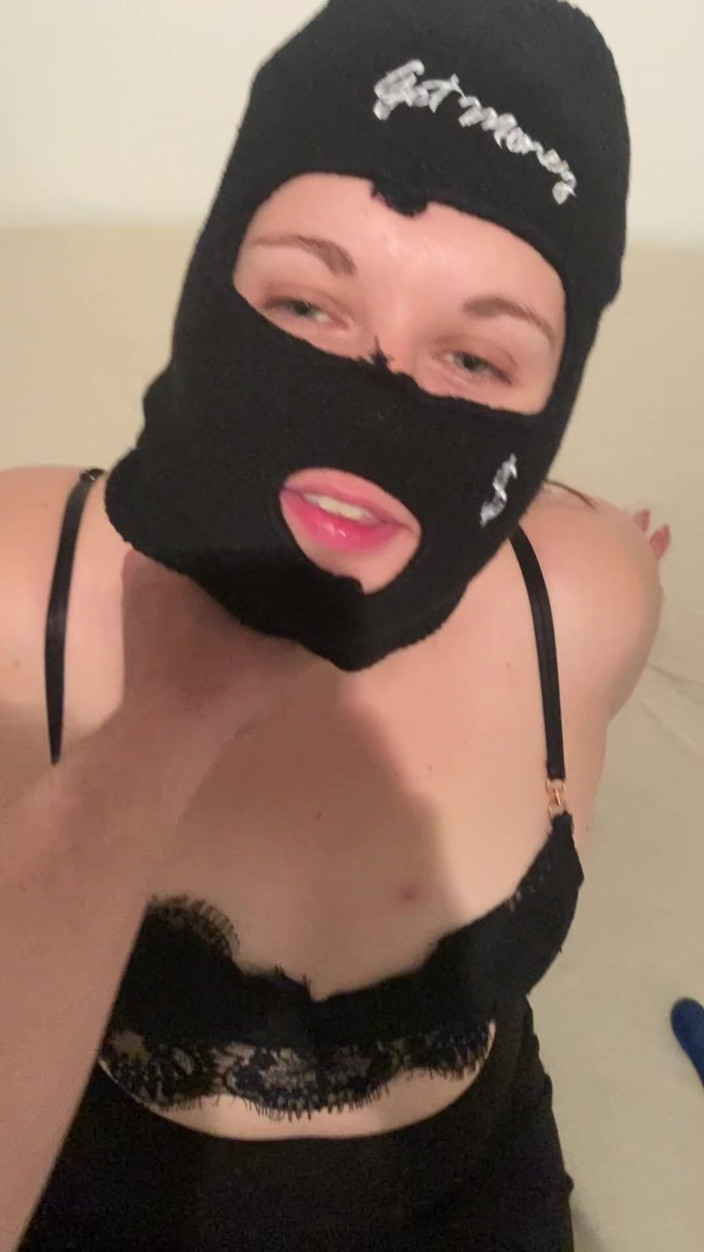 Hotbdsm: Minha secretária sabe como esperar por mim - ela adora!