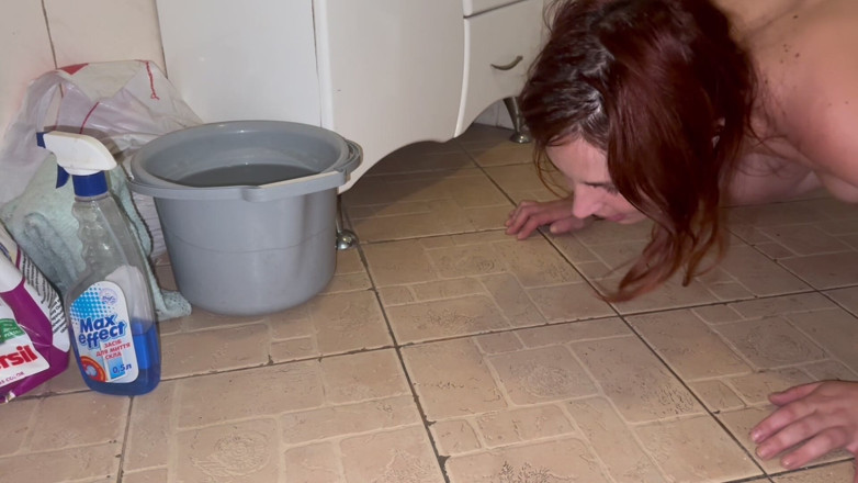 Elena917: Licking Dirty Floor and Toilet, Flashing Head in It