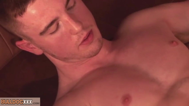 BullDogXXX: BullDogXXX - 性爱机器