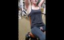 Fantasy Milf: Affichage de chatte de gym vol. 1