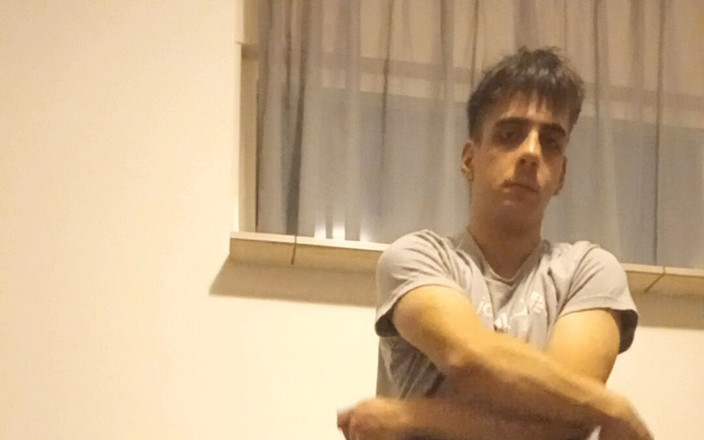 Fake male: Travail solo