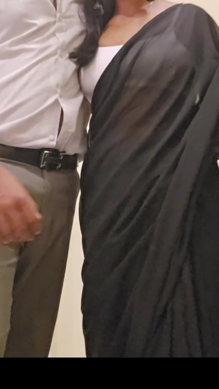 SafeRosebush8: Вирусное секс-видео пары получил вирус за один день