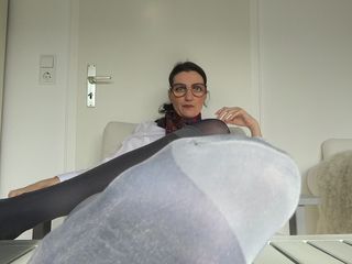 Lady Victoria Valente: Cum on the aunty glasses! Strict cheese foot breeding