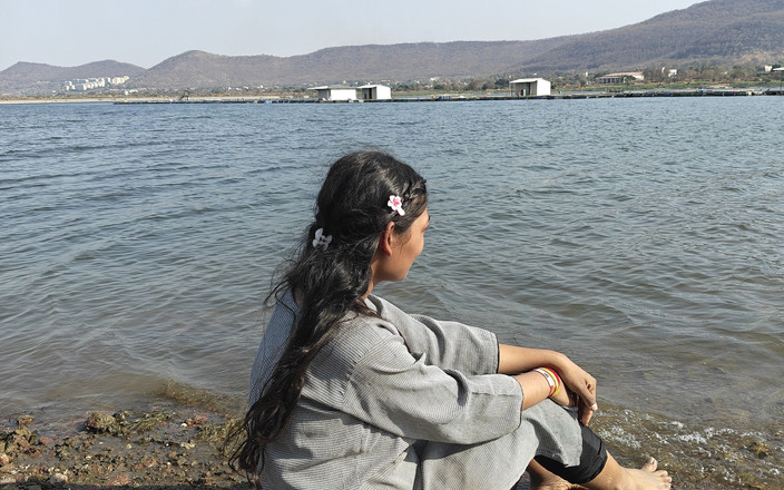 Marathi xxx: Viděl jsem svou švagrovou ve snu a zavrtěl jsem hlavou.