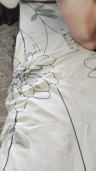 Masturbace velké masité kundičky