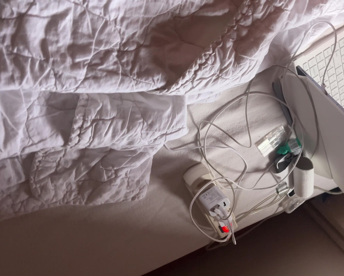 Almaviva: Sul retro, il nonno mette i suoi annega in profondità...