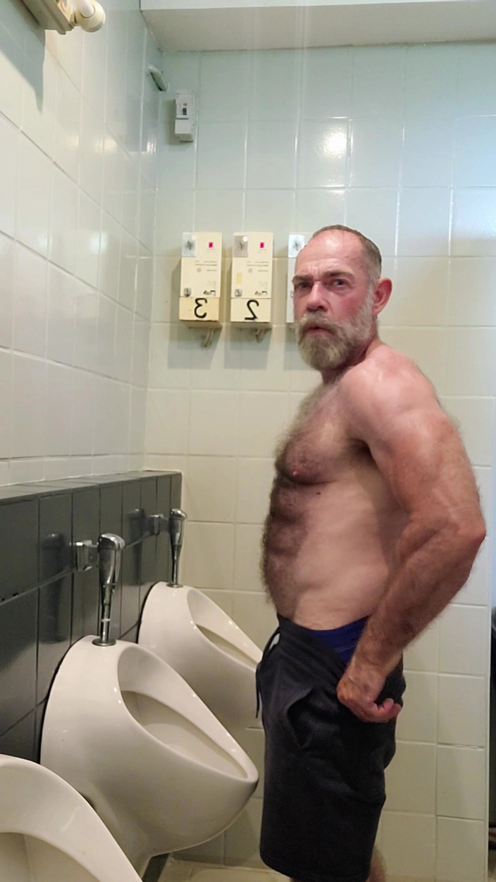JackvanDean: Meet Hairy stepdaddy at the Truckstop