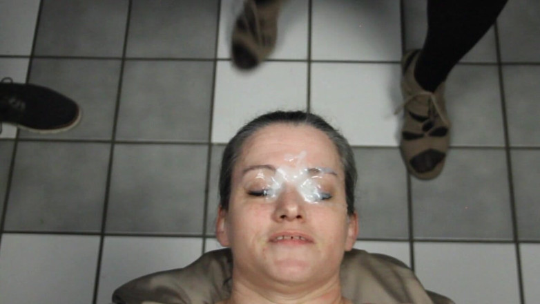 Dirty Dees: Dirty Dees Taking Cum to Her Face