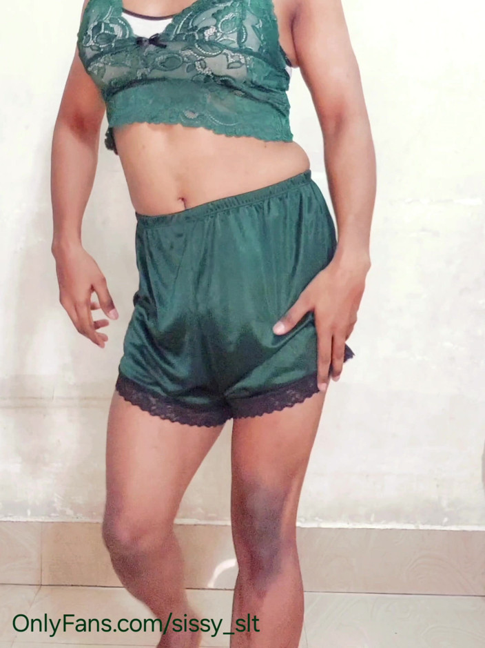 Sissy Slut Simran: Pakistani Kinner Hijda Sexy Baked Dance