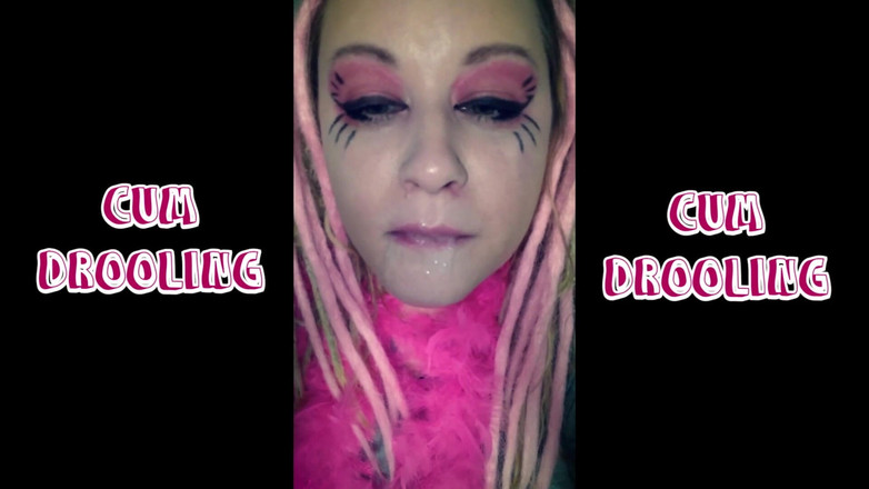 Campsissyboi: ズルズルと音をたてて涎を垂らす精液が伸びる。