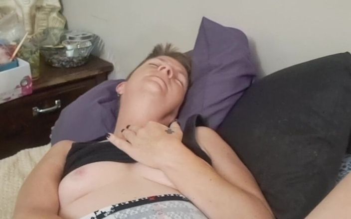 ZenitheBloodRose: Stříkání a 2 orgasmy
