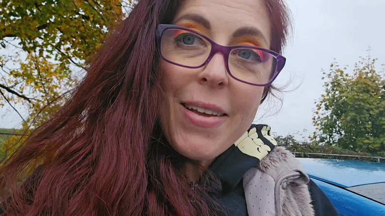 Nerdy_faery: Avventure di piscio alla cassonetto, darsena e bagno pubblico