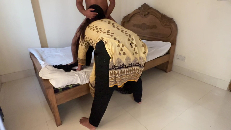 Aria Mia: La ragazza musulmana punjabi ayesha vuole scopare uno sconosciuto mentre...