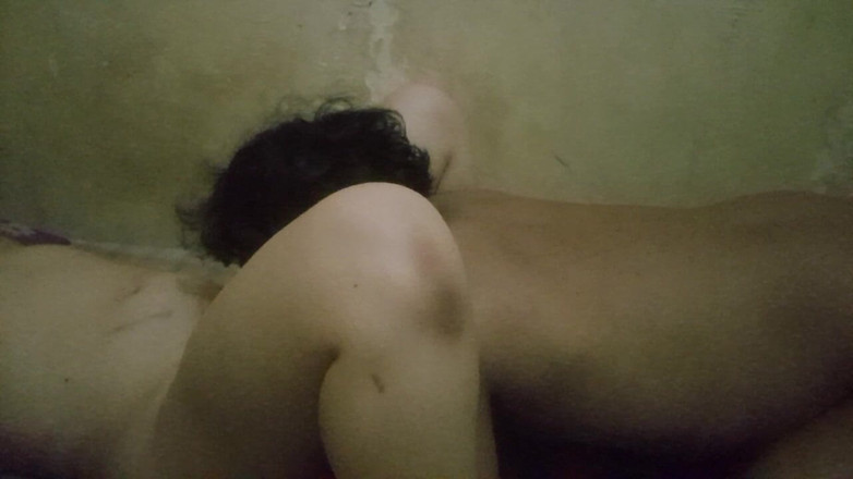 Angelina Pop: Lamiendo el coño de novio hasta el chorro