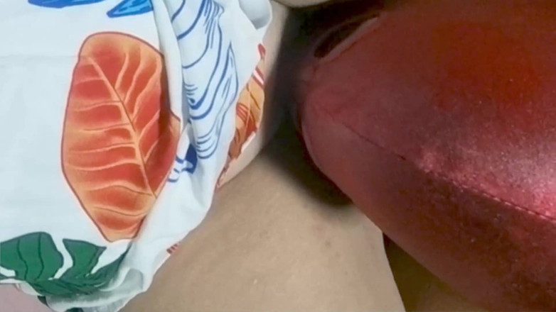 Minhaesposaparaoutro: Marito cornuto che mangia grande e carnosa figa della moglie