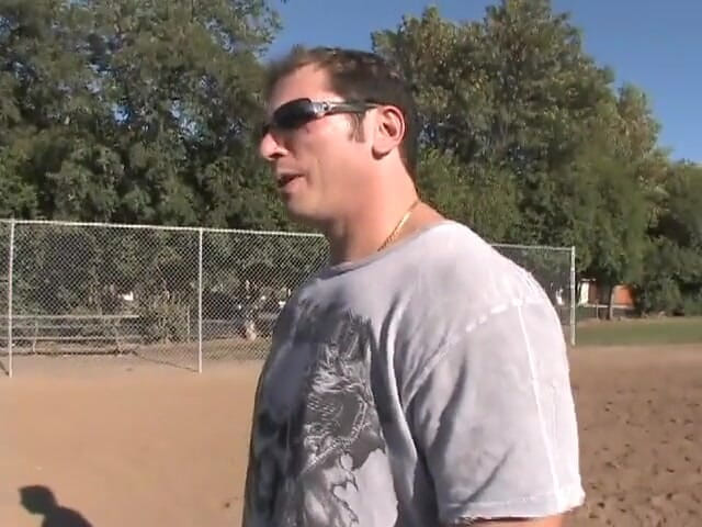Vintage X: Junge schlampe gegen 1 großen schwanz !!