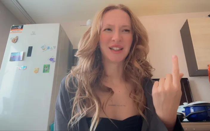 Skinny_lady69: U so Small