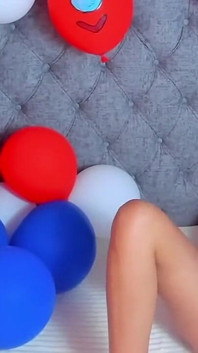 Submissive Gets Fucked Live and Does Everything Her Fans Ask for