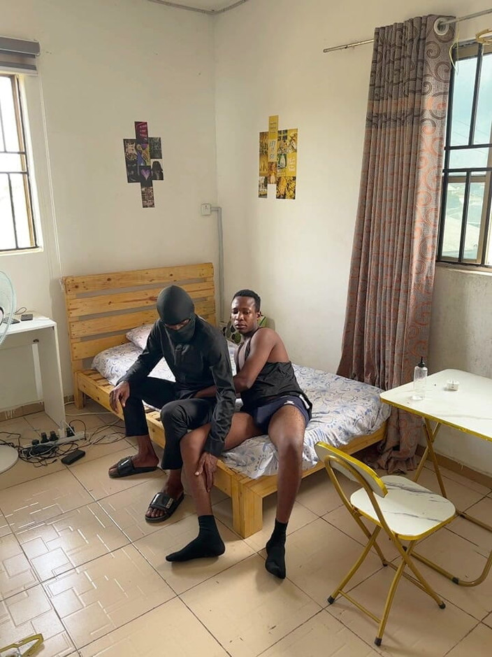 Purplecum: Il più grande cazzo nero fa sesso