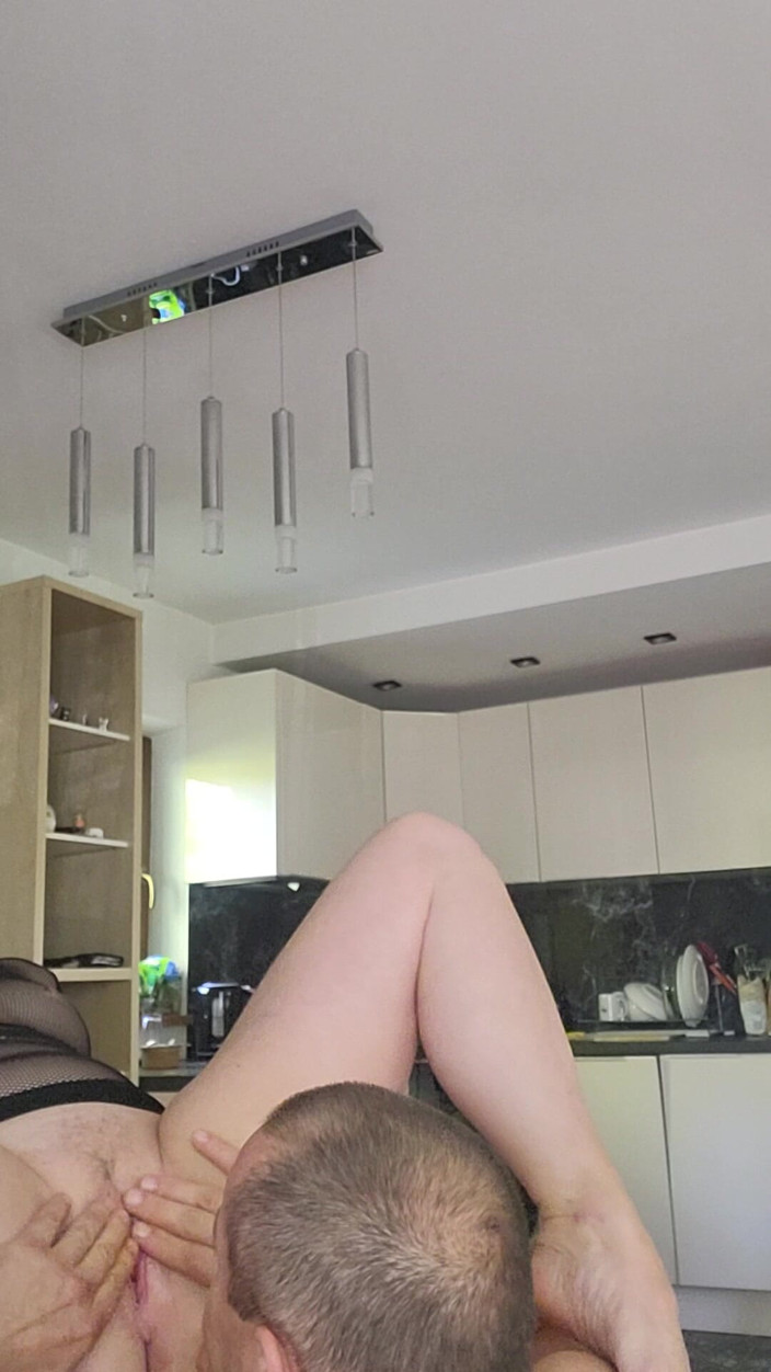 Kubnat: Morning Sex in the Kitchen