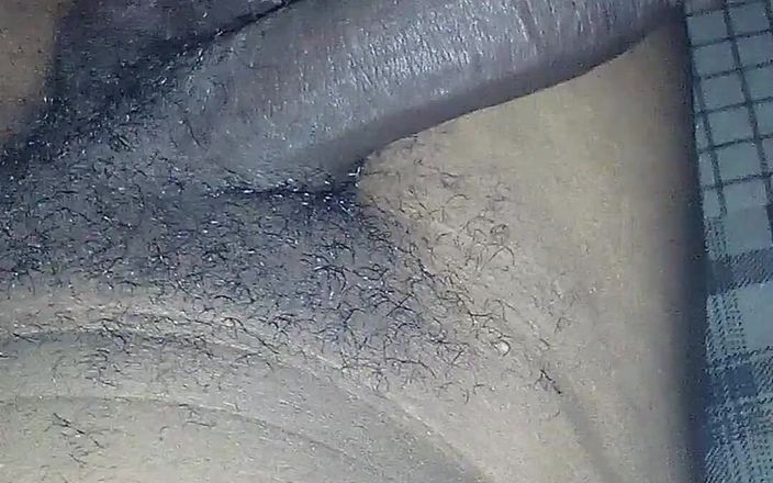 SweetDWillie456: 爸爸顶着巨大的大黑屌