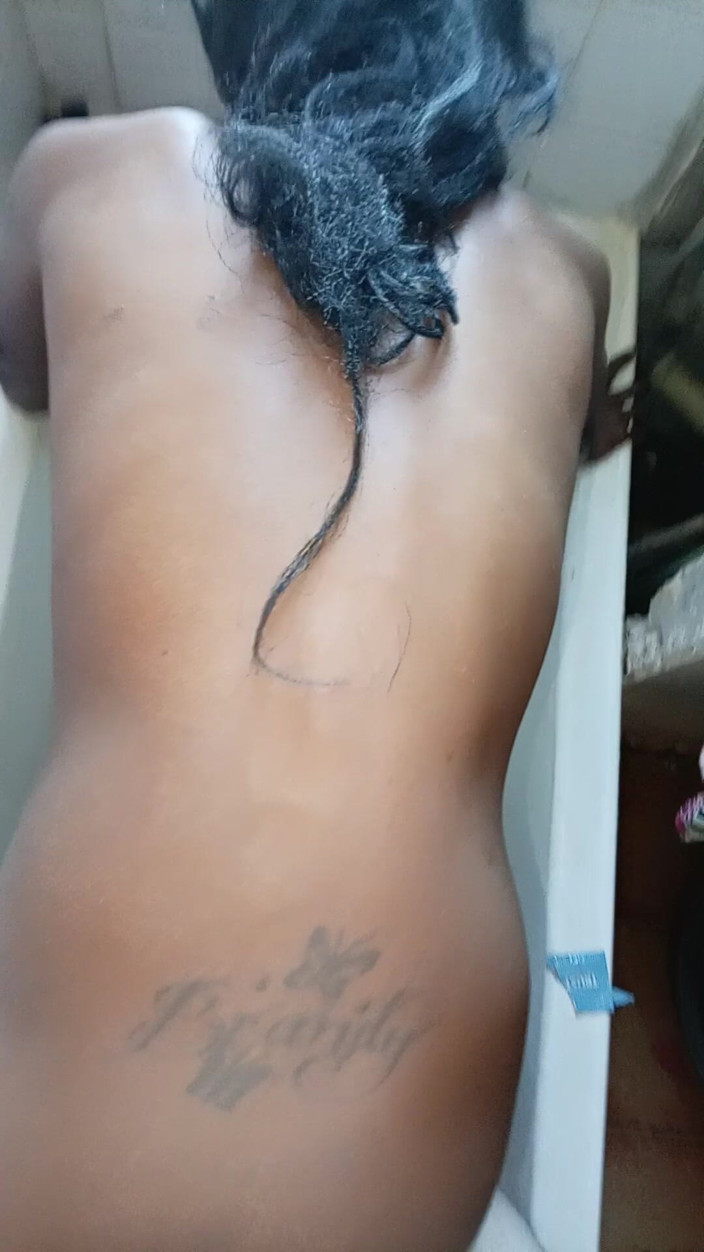 hothouse18xxx: Black Girl Suck White Cock and Fucked Doggystyle