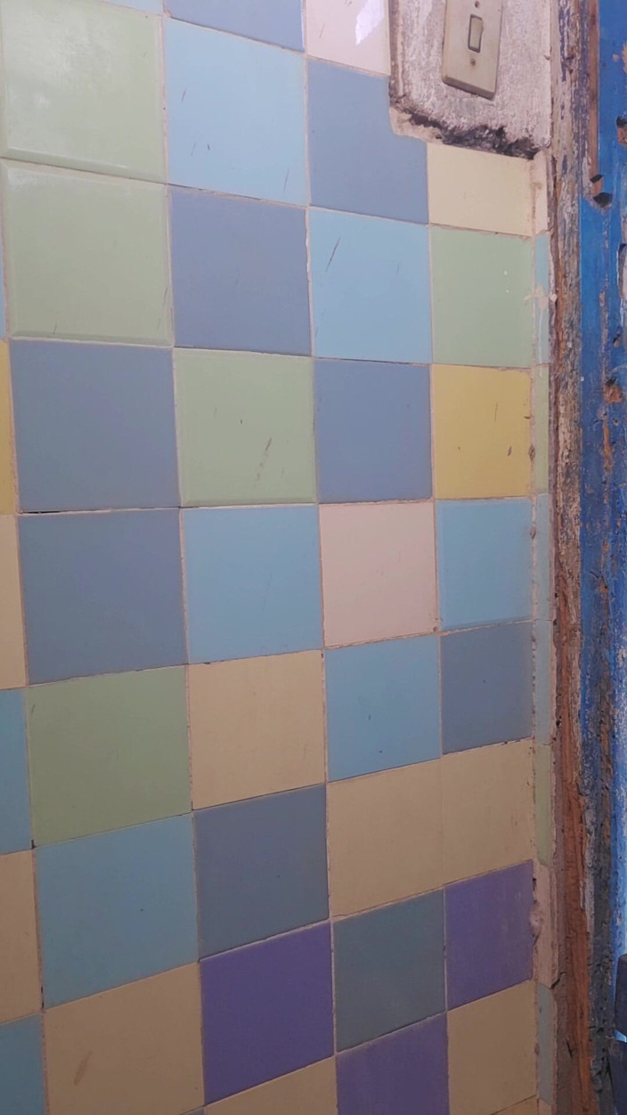 TheBlacKHunterr: Công nhân trong phòng tắm