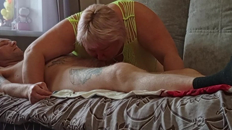 Zona901: Gör en djup kuk suger