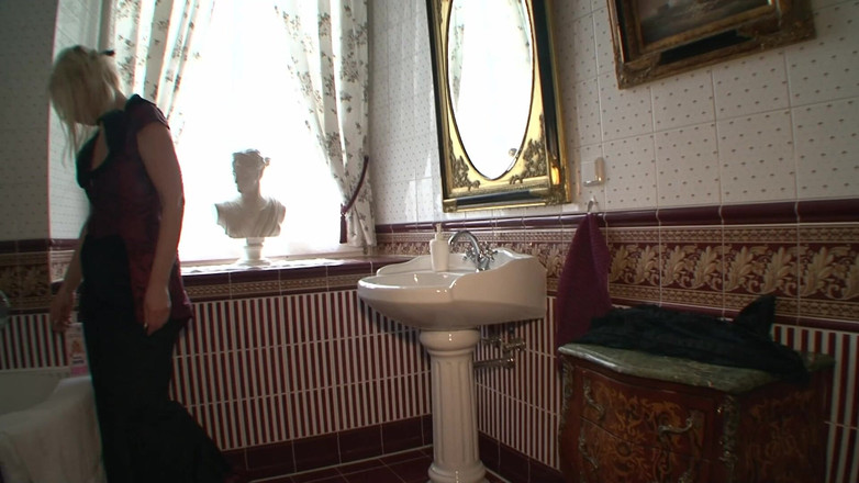 BDSM Deutschland: Yoğun BDSM Oyununda Bağlı Hatunlar