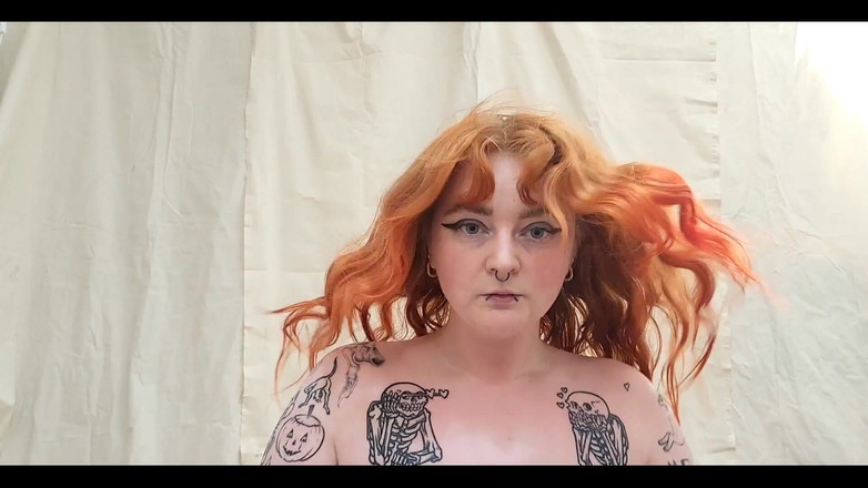 Bunny Royle: 내 즙이 많은 모양과 털이 무성한 구덩이를 주말 예배할 시간입니다.